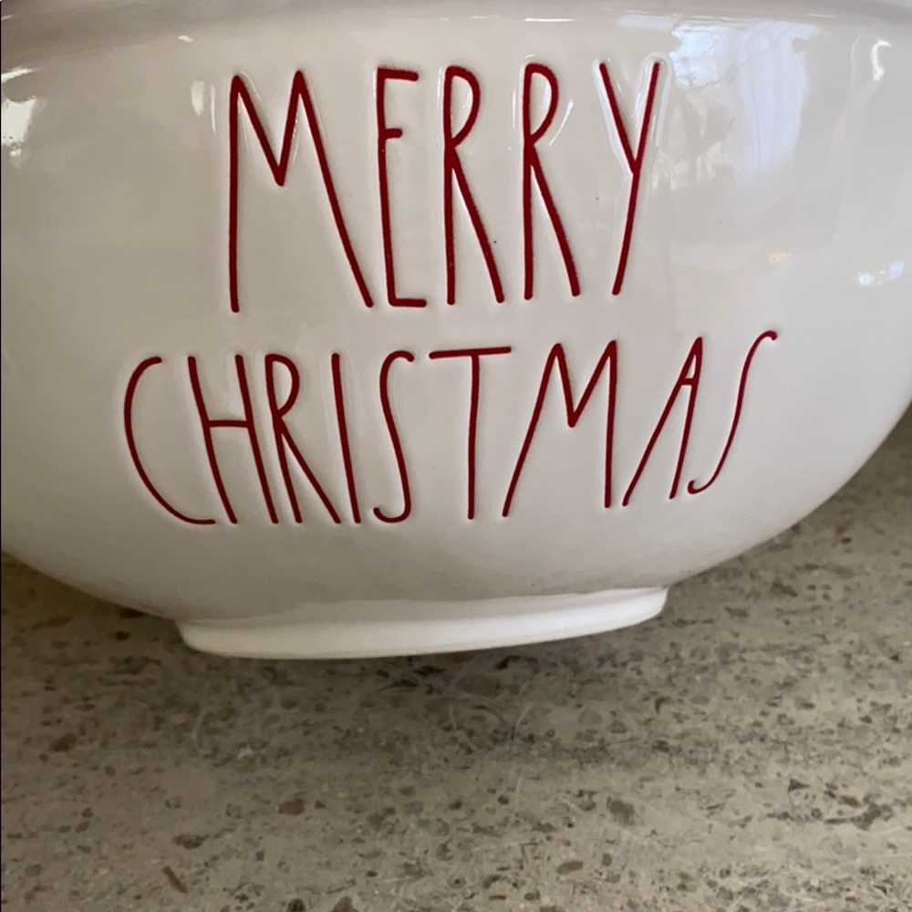 LAST ONE: Rae Dunn “Merry Christmas” ceramic bowl. - Picture 7 of 7